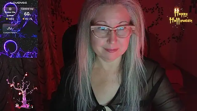 Snapshot of Wane_Witch chatting on October 2025 08:43:01 PM Wane Witch online show from October 2025 08:43:01 PM