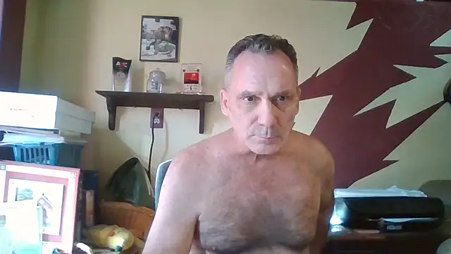 Snapshot of HunkofRock chatting on October 2025 02:51:02 PM HunkofRock online show from October 2025 02:51:02 PM