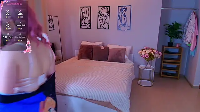 Daine Pastry online show from November 2025 01:22:04 PM