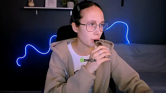 Snapshot of mona_cloud chatting on September 2025 07:28:01 PM mona cloud online show from September 2025 07:28:01 PM