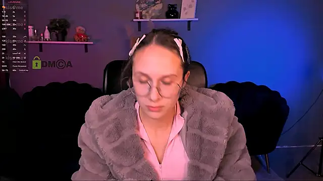 Snapshot of mona_cloud chatting on October 2025 11:27:01 PM mona cloud online show from October 2025 11:27:01 PM