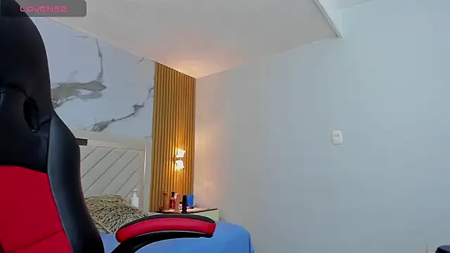 Snapshot of lisa_prescot chatting on October 2025 12:03:02 PM lisa prescot online show from October 2025 12:03:02 PM