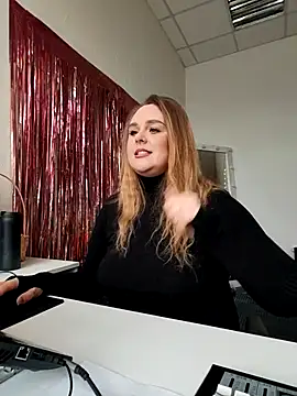 Snapshot of Juicy_PeachLux chatting on November 2025 07:55:02 AM Juicy PeachLux online show from November 2025 07:55:02 AM