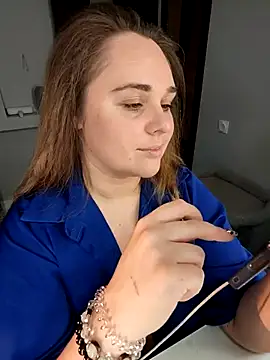 Snapshot of Juicy_PeachLux chatting on November 2025 03:08:02 AM Juicy PeachLux online show from November 2025 03:08:02 AM