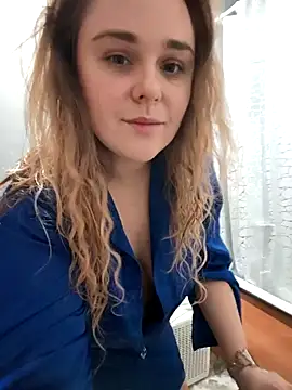 Snapshot of Juicy_PeachLux chatting on November 2025 03:18:02 AM Juicy PeachLux online show from November 2025 03:18:02 AM