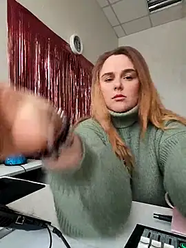 Snapshot of Juicy_PeachLux chatting on November 2025 09:07:02 AM Juicy PeachLux online show from November 2025 09:07:02 AM