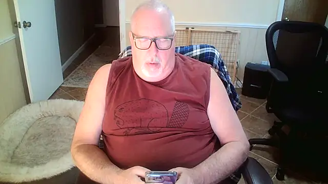 Snapshot of superbearboss chatting on October 2025 02:28:02 PM superbearboss online show from October 2025 02:28:02 PM