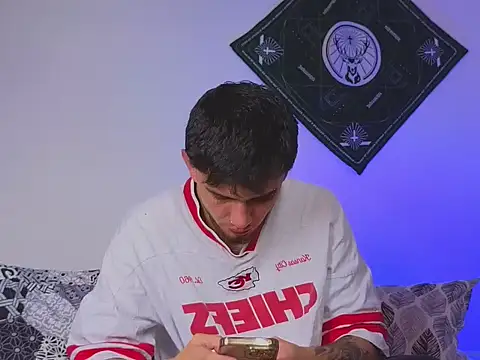 samevansx  online show from October 2025 03:58:02 PM