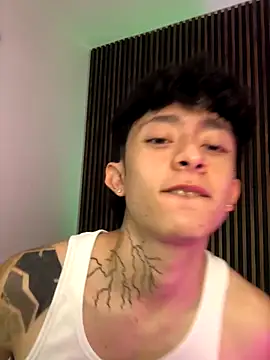 troy rouge online show from September 2025 07:30:01 PM