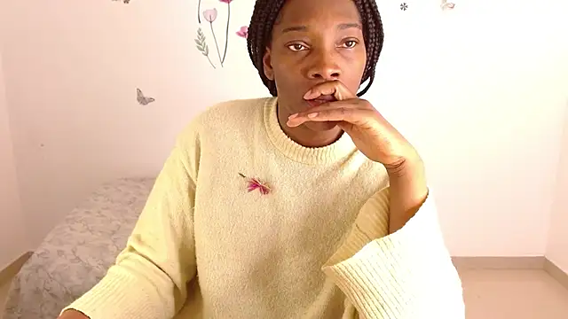 Snapshot of Nahomy_gree chatting on October 2025 05:39:01 AM Nahomy gree online show from October 2025 05:39:01 AM