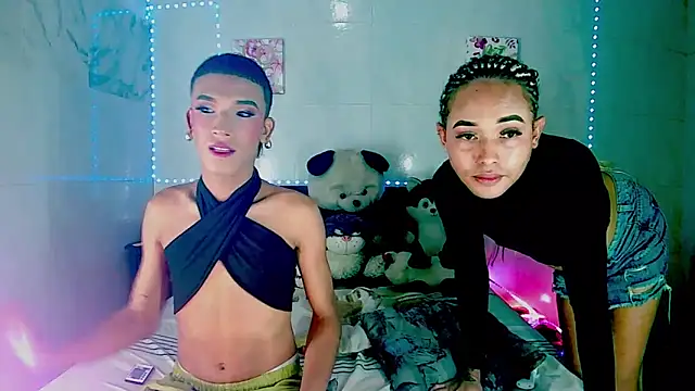 Snapshot of KimberlyXtreme chatting on October 2025 09:27:02 PM KimberlyXtreme online show from October 2025 09:27:02 PM