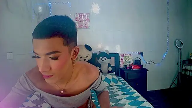 Snapshot of KimberlyXtreme chatting on November 2025 07:58:02 PM KimberlyXtreme online show from November 2025 07:58:02 PM