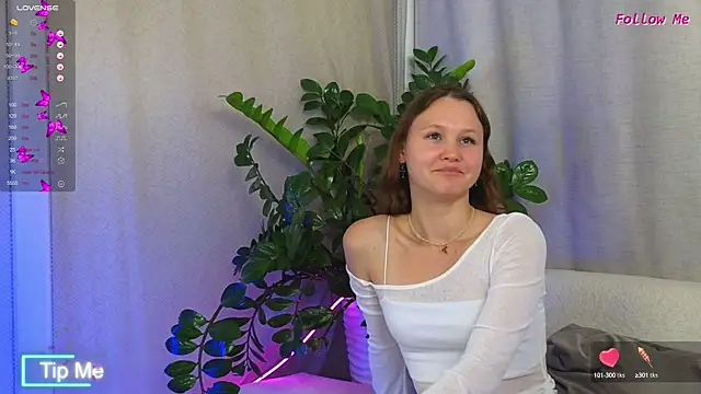 AmeliRoyse online show from September 2025 05:15:02 PM