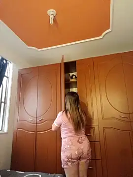 Luna-nevada online show from October 2025 04:48:02 PM