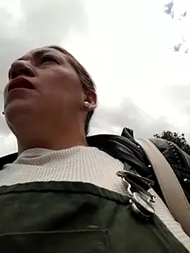 Luna-nevada online show from October 2025 03:23:02 PM