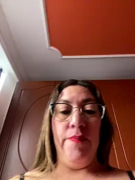 Luna-nevada online show from October 2025 06:32:01 PM