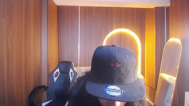  wendy b online show from October 2025 08:26:01 PM