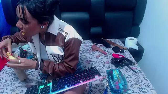 XxxReinaSexyBodyxxX777 online show from September 2025 01:26:02 PM