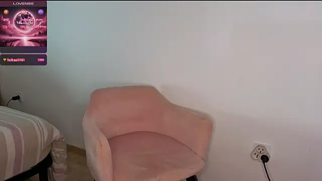 Moonlight-Temptation online show from October 2025 01:01:02 PM