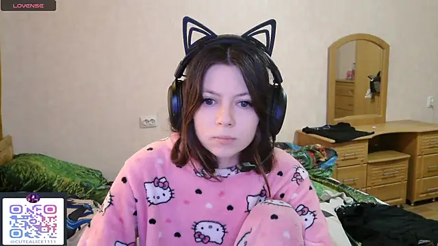 Snapshot of RendyDow chatting on October 2025 07:37:02 AM RendyDow online show from October 2025 07:37:02 AM