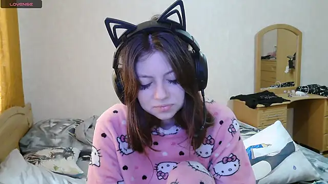 Snapshot of RendyDow chatting on October 2025 07:38:01 AM RendyDow online show from October 2025 07:38:01 AM