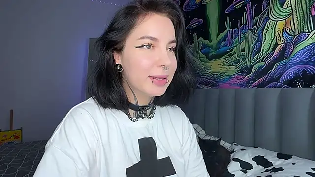 Snapshot of yourvodka chatting on October 2025 12:46:02 PM yourvodka online show from October 2025 12:46:02 PM