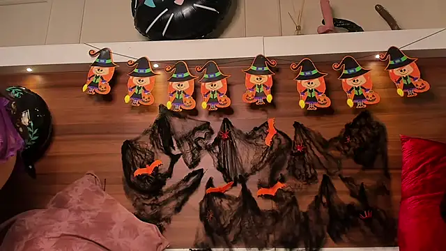 Snapshot of AriadnaHarper chatting on October 2025 11:33:01 AM AriadnaHarper online show from October 2025 11:33:01 AM