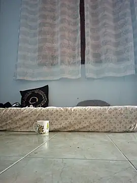 alexandraa12 online show from September 2025 05:40:01 AM
