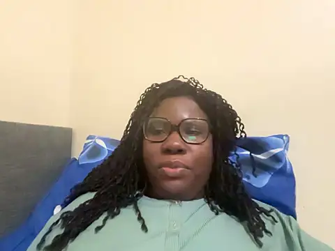 Midlle20 online show from December 2025 12:51:02 AM