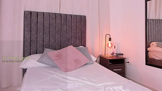 Snapshot of Tefy-Rose chatting on October 2025 03:15:01 AM Tefy-Rose online show from October 2025 03:15:01 AM