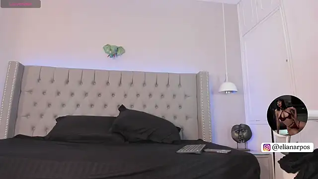 Snapshot of Emiliana_Rios chatting on November 2025 10:30:01 PM Emiliana Rios online show from November 2025 10:30:01 PM