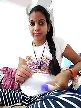 Hotty-Nidhi online show from March 2025 11:20:01 AM