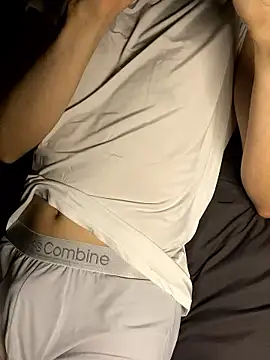 haeeung online show from November 2025 11:31:01 AM