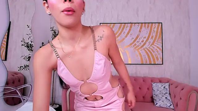 Krissi latore online show from September 2025 12:41:02 PM