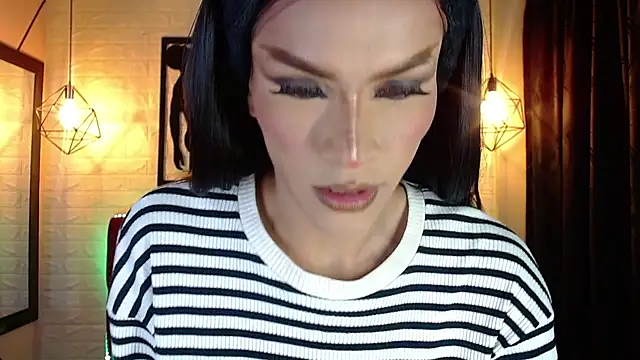 agatha rodriguez online show from September 2025 01:36:01 PM