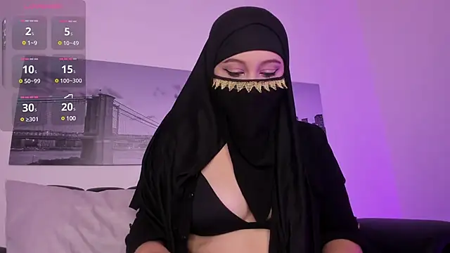 Leila Saadi online show from March 2025 12:50:02 PM