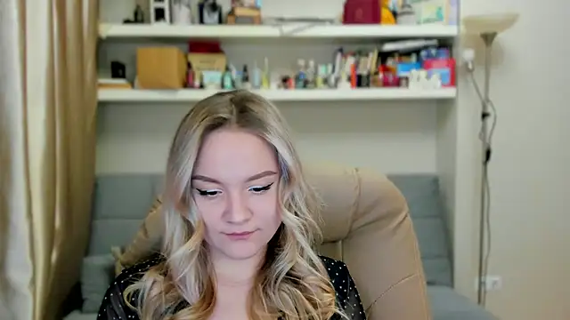 Snapshot of Kara_Smith_ chatting on November 2025 11:36:02 PM Kara Smith online show from November 2025 11:36:02 PM