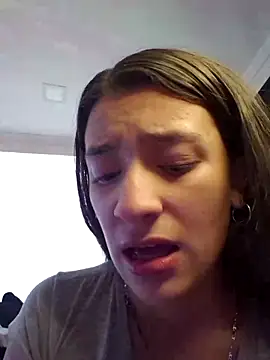 Snapshot of HOLY_DOLL chatting on October 2025 09:32:02 PM HOLY DOLL online show from October 2025 09:32:02 PM