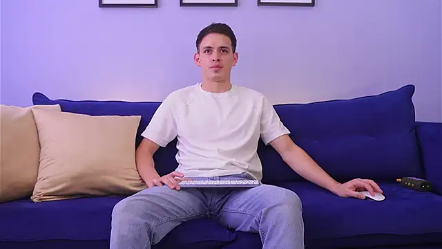 mask guy online show from March 2025 06:55:02 PM