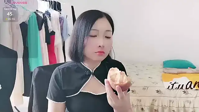 Snapshot of Rachel-6600 chatting on September 2025 02:22:02 AM Rachel-6600 online show from September 2025 02:22:02 AM