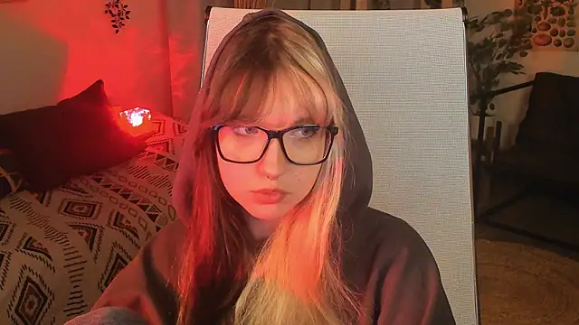 MemoryCadence online show from November 2025 01:23:02 PM