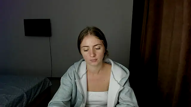 LilyHaart online show from September 2025 05:36:02 PM