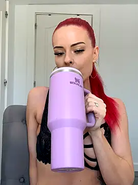 Snapshot of FariBanxOfficial chatting on September 2025 11:10:01 AM FariBanxOfficial online show from September 2025 11:10:01 AM