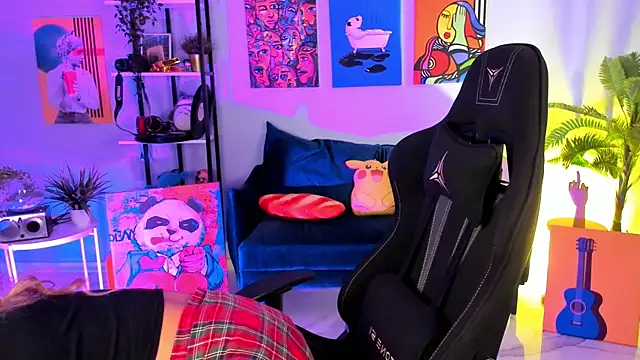 SarahAlluring online show from October 2025 12:04:02 PM