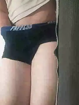 Snapshot of gui67675 chatting on October 2025 10:18:02 PM gui67675 online show from October 2025 10:18:02 PM