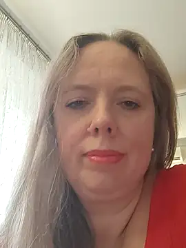 Irina3718 online show from October 2025 01:22:01 PM