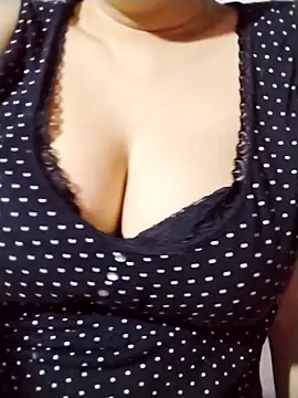 az9ovsqjqhva online show from October 2025 01:52:02 AM