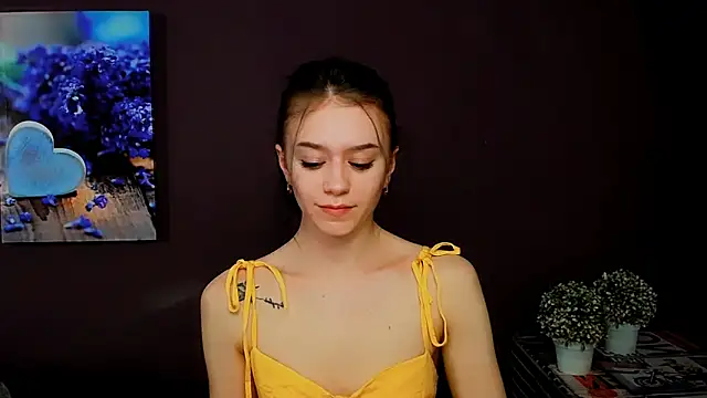 LanaTey online show from March 2025 01:37:02 PM