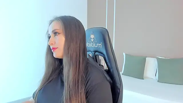 sophia martinezz  online show from October 2025 12:26:01 PM