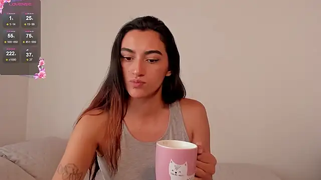 Gabee7  online show from October 2025 04:40:02 PM